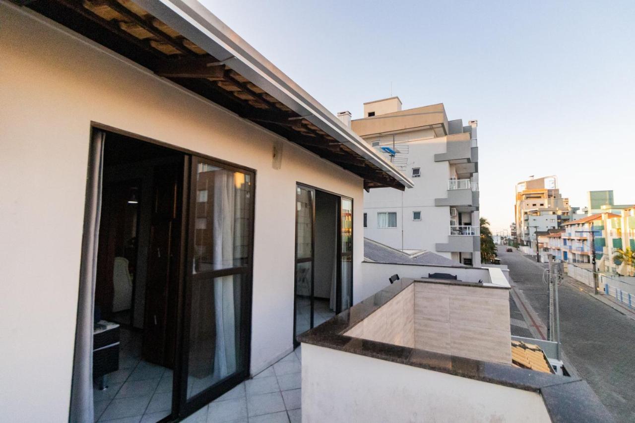 Apartamento Cobertura - 140 Metros Da Praia Бомбіняс Екстер'єр фото